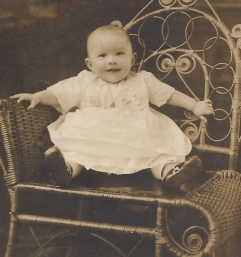 Baby Anna Marie Plaschko 1917
